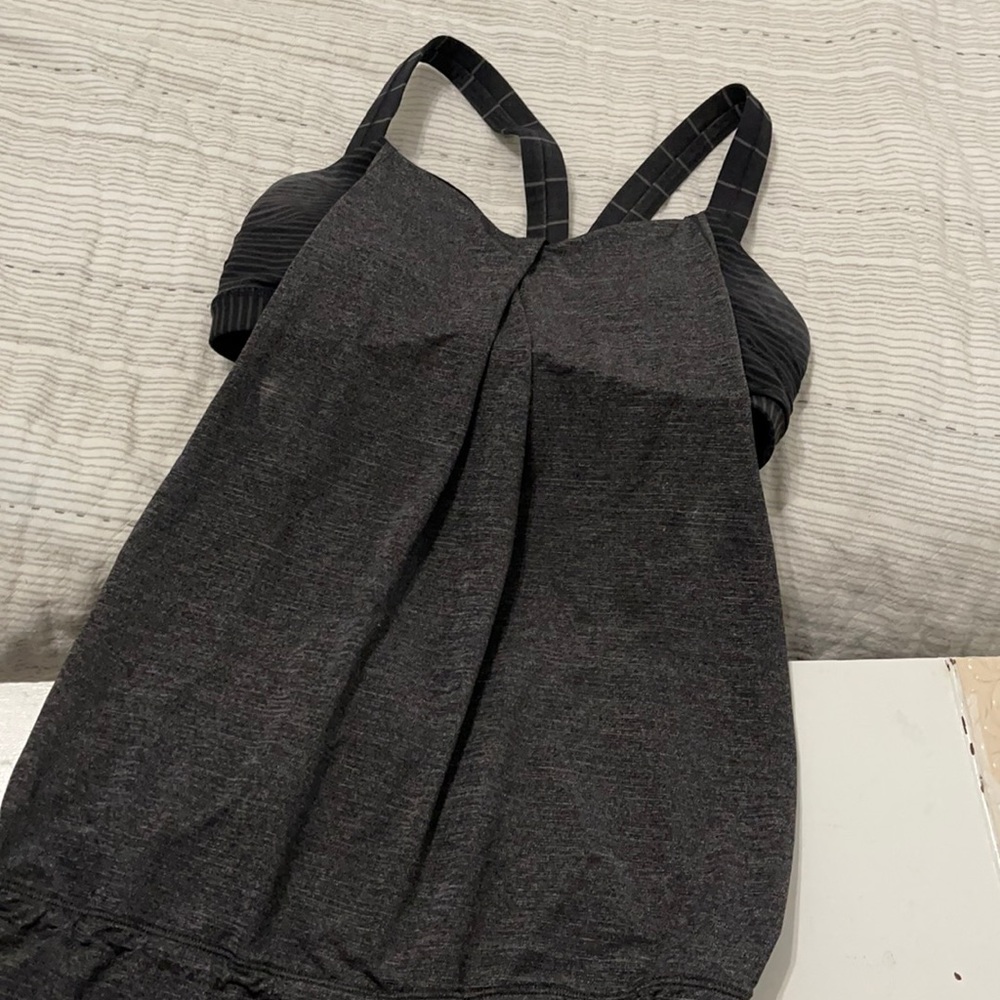 Lululemon work out tan with bra